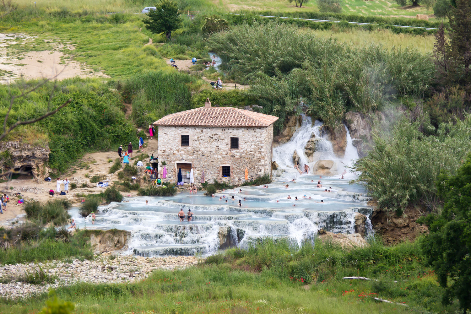 Saturnia hot springs (Cascate del Mulino)