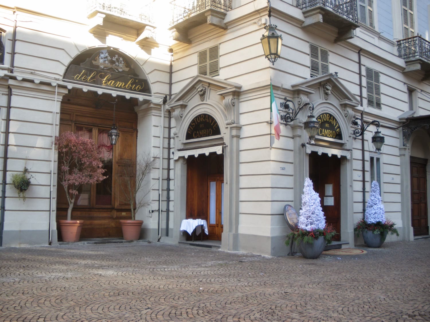 Bar Cavour (inside Del Cambio)